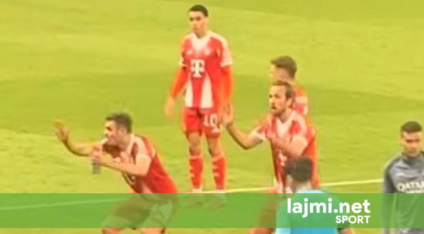 Ky ishte ragimi epik i lojtarëve të Bayernit te penalltia e dhënë për PSG n