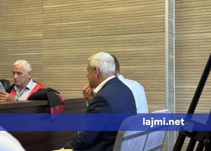 Me kërkesë të Xhelal Sveçlës  shtyhet seanca gjyqësore për hedhjen e gazit lotsjellës në Kuvend