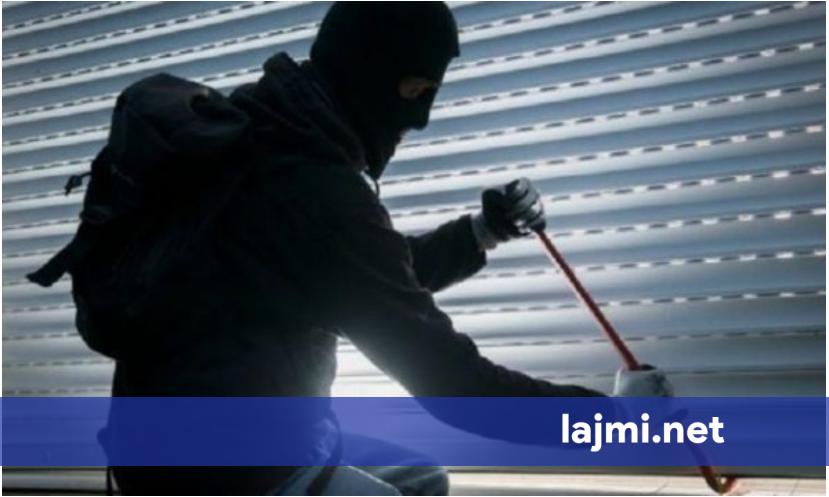 Hajnat hyjnë në një shtëpi në Viti  vjedhin armën nga kasaforta
