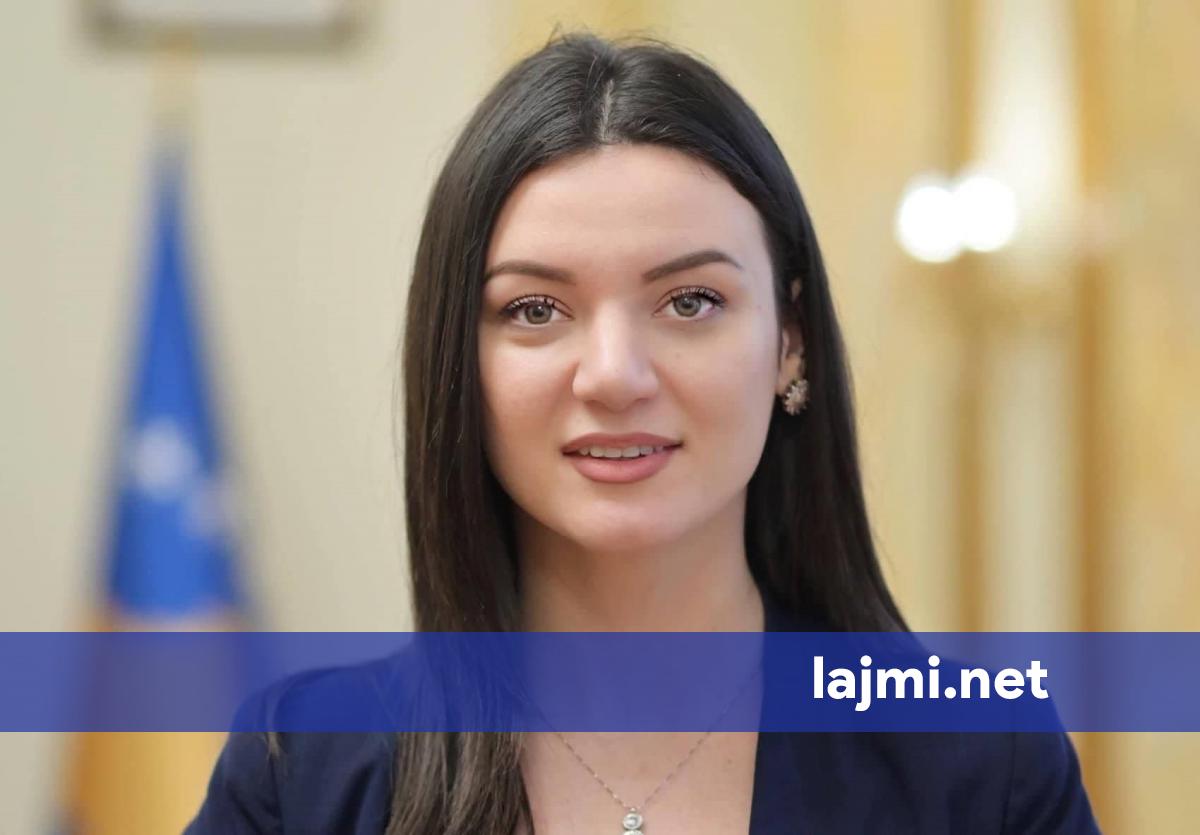 Statovci  godet  ish partinë  Ta kesh emrin Guxo dhe mos të kesh guxim
