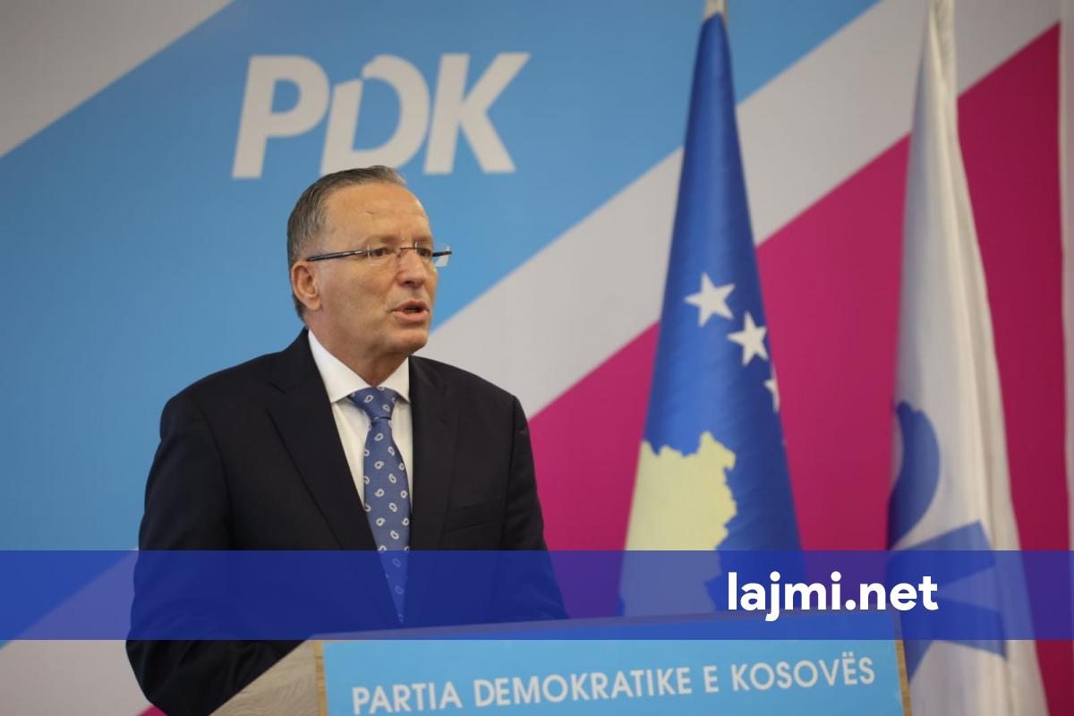 Hamza publikon listën e kandidatëve të PDK së  Mbi 50 për qind prurje të reja  Kosova meriton më shumë