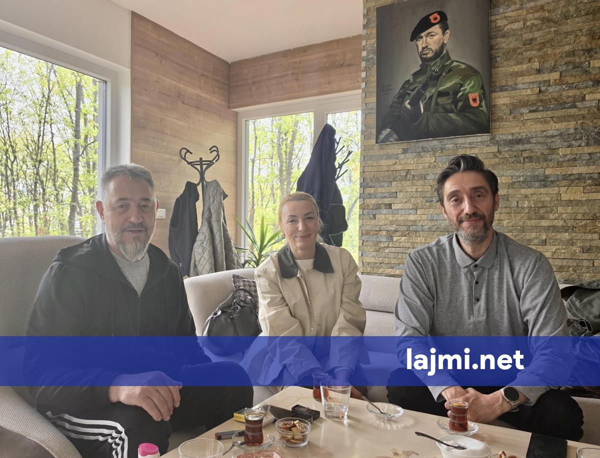 Ismaili shkon për vizitë te Lushtaku  Bashkëluftëtari i Adem Jasharit  Kodrës  Thaçit e Veselit s mund të fyhet e njolloset