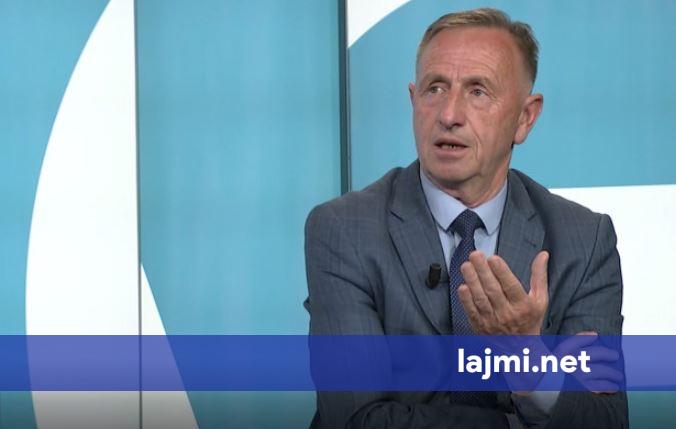 Greva e punëtorëve teknikë  Azemi  Do ta vazhdojmë derisa pagat t i shohim me sytë tonë