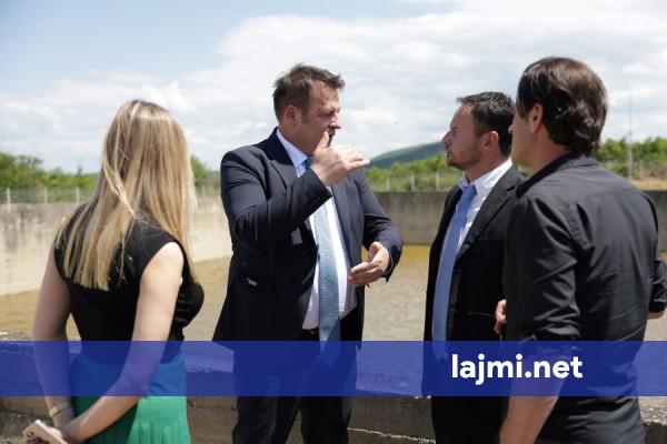 Ministri Muja përuroi investimin 9 15 milionë euro për sistemin e ujitjes në Radoniq të Gjakovës