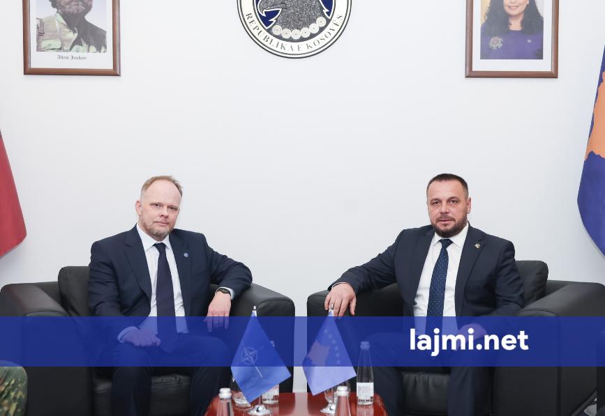 Maqedonci takon zyrtarin për Partneritete në NATO  flasin për integrimin euro atlantik të Kosovës