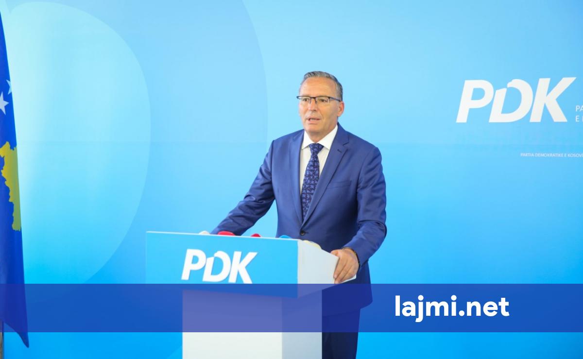PDK shpalos sloganin e fushatës   Stop Krizës  Ndrysho Kosovën   Hamza kërkon ndryshim në Kosovë