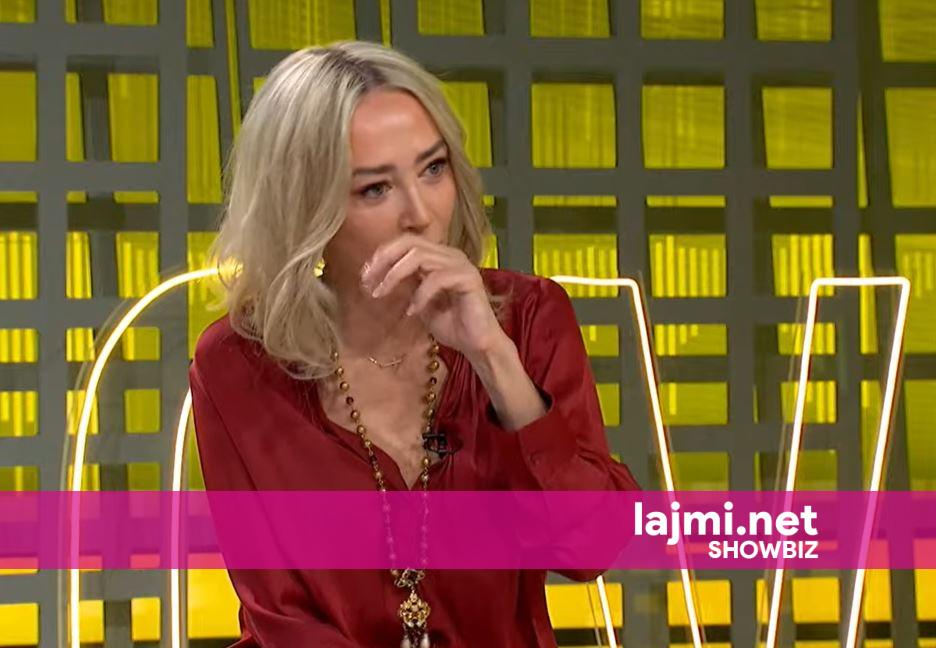  Mu rrotullu bota  Haga nuk e lejoi   Anita preket kur rrëfen mungesën e Ramushit në lindjen e djalit