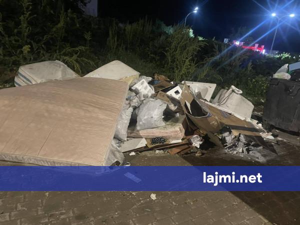 Aksion gjatë natës në Prishtinë   Pastrimi  largon mbeturinat vëllimore nga lagjet