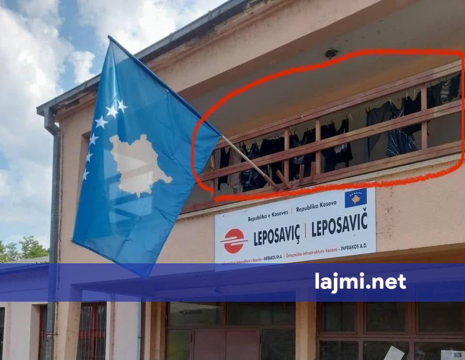  Tre ministra e asnjërit s u penguan dritaret krejt të thyera  veç për vota e shkel e shko  Muharremi për gjendjen e stacionit hekurudhor në Zveçan