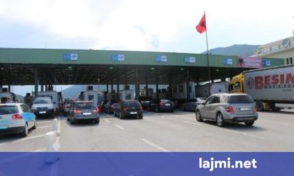 Mbi 26 mijë qytetarë kalojnë në Morinë gjatë 24 orëve  rritet fluksi drejt bregdetit shqiptar