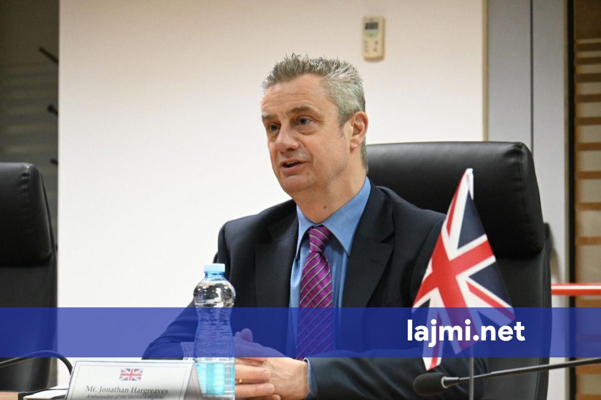 Hargreaves takohet me nënkryetaren e LVV së  Partitë ta refuzojnë gjuhën e urrejtjes  Kosovës i nevojitet Presidenti menjëherë pas zgjedhjeve