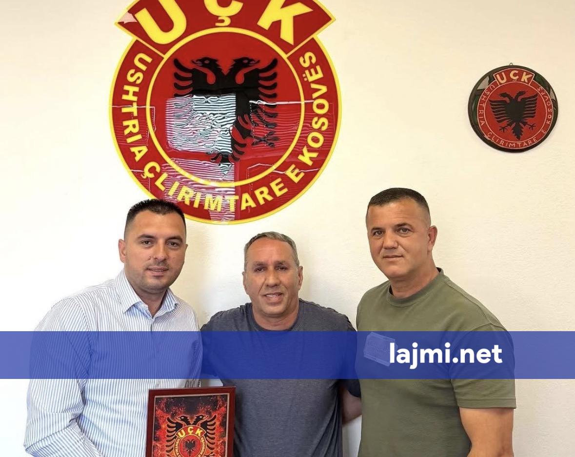 OVL UÇK në Gjilan pret në takim nipin e dy Heronjve të Kombit  Fahri Fazliun e ri  Me sakrificën e tyre lanë gjurmë të pashlyeshme
