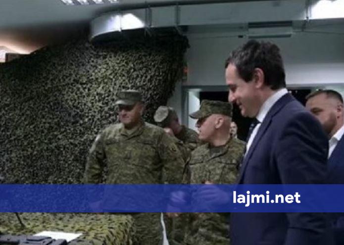 A zbuloi Kurti sekrete ushtarake që  mbrohen me jetë  