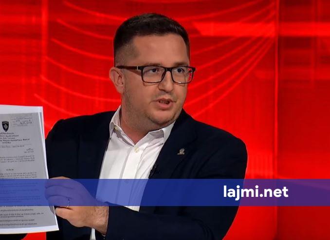 Mustafa  Kurti pranoi dokumentet serbe  dy ditë më vonë Sveçla ua njohu me vendim