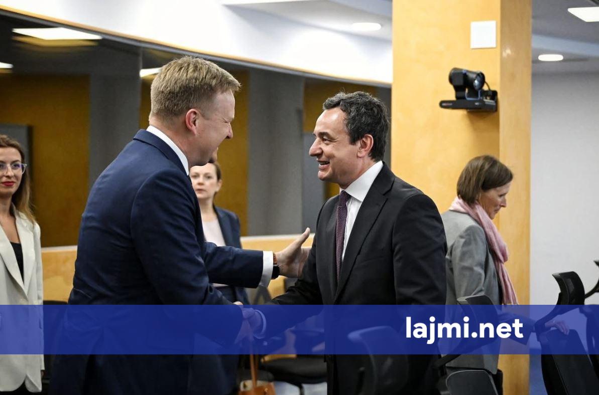 Sorensen pas vizitës në Kosovë dhe Serbi  i vjen mirë që pa  përkushtim për normalizim dhe pajtim 