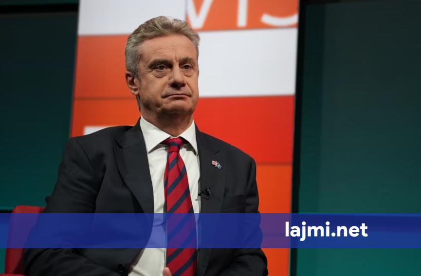 Britania paralajmëron Kosovën  Bllokada rrezikon mbështetjen ndërkombëtare
