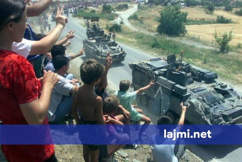 Edi Rama ndan fotografi  Gëzuar 27 vjetorin  Ditën e Çlirimit