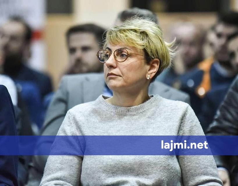  Prej pasurisë vetjake tek vendimet që kurdis ti me palët që ta zhvasni buxhetin  Dejona Mihali e nis sërish ditën me akuza për Përparim Ramën