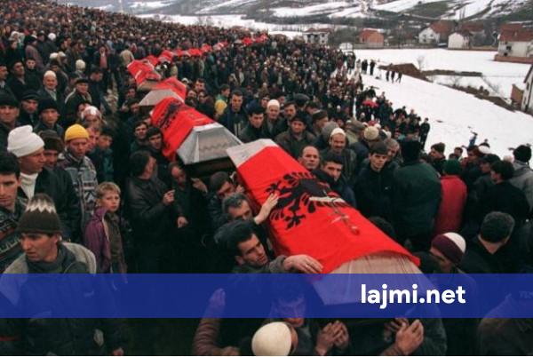 Më 2025 Serbia mohoi 110 krime lufte  mes tyre edhe Reçakun  Batajnicën e Srebrenicën