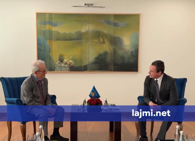 Kurti pret profesorin amerikan Daniel Serwer  Diskutuam për BE në  NATO n dhe sfidat e sigurisë për Kosovën