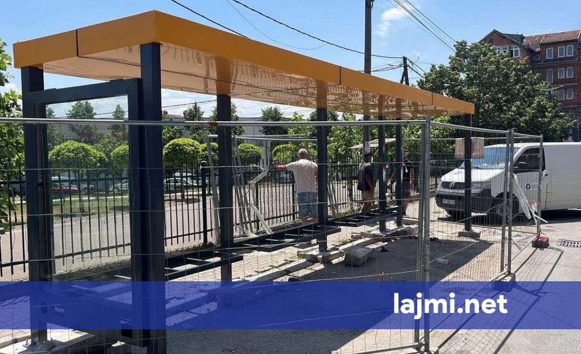 Komuna e Prishtinës nis vendosjen e pritoreve të reja të autobusëve  premton zgjerim edhe në lokacione të tjera