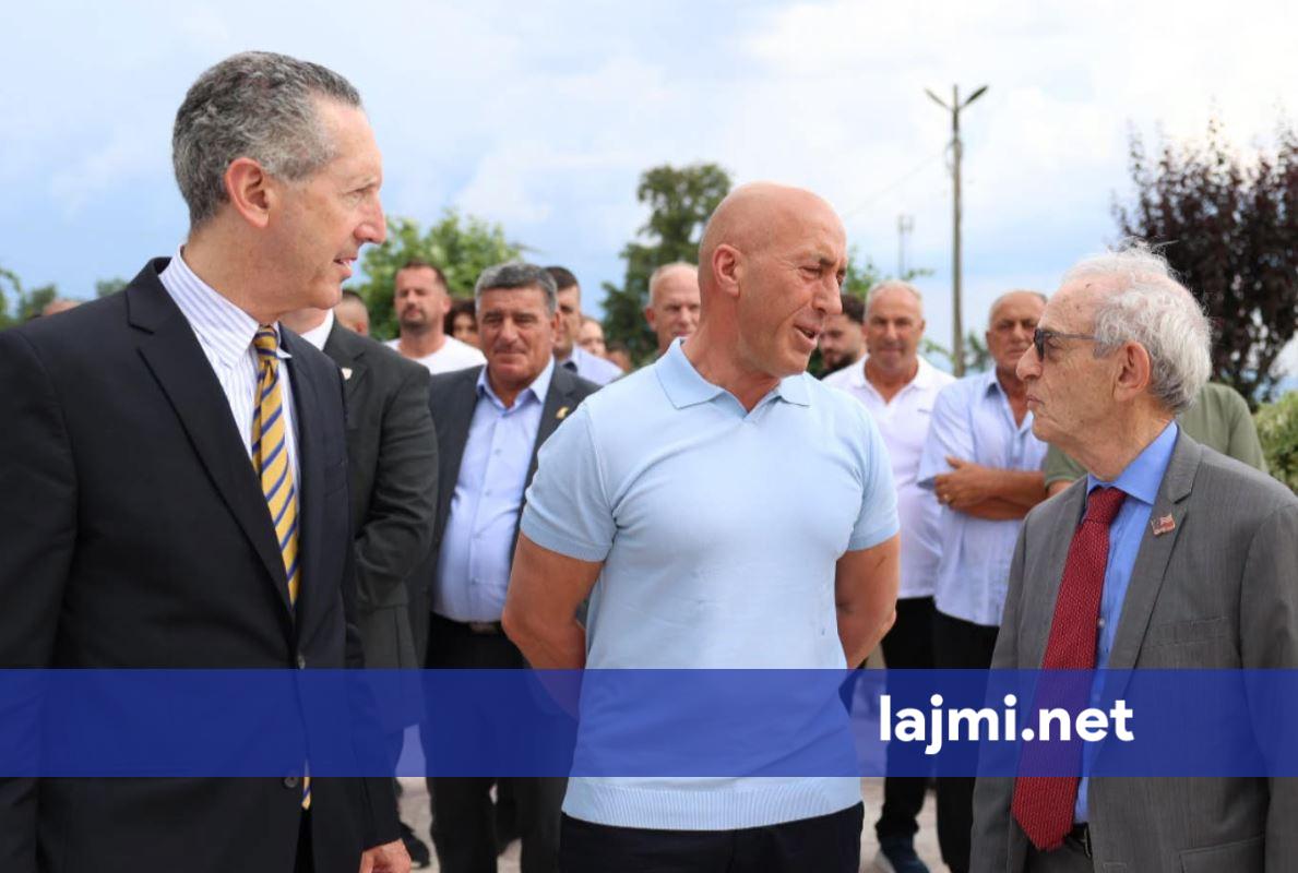 Haradinaj mirëpret delegacionin amerikan në Gllogjan  Serwer dhe Marquez nderohen me medalje