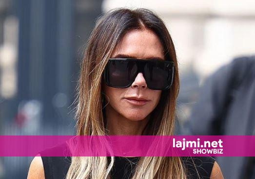 Victoria Beckham shkëlqen me stil në Paris
