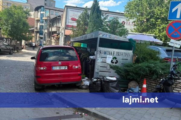 Kapet duke hedhur mbeturina në Prishtinë  gjobitet me 200 euro