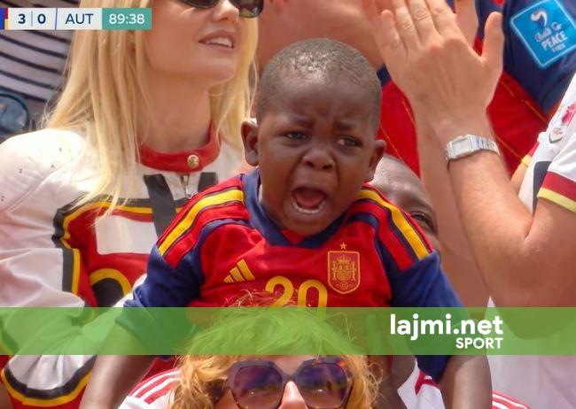 Vëllai 3 vjeçar i Lamine Yamal bëhet viral pas fitores së Spanjës