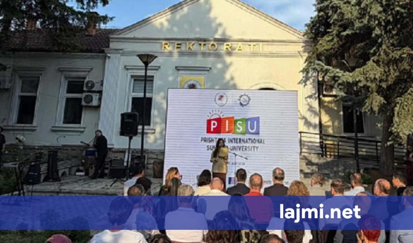 Rreth 300 studentë nga bota i bashkohen Universitetit Veror në Prishtinë