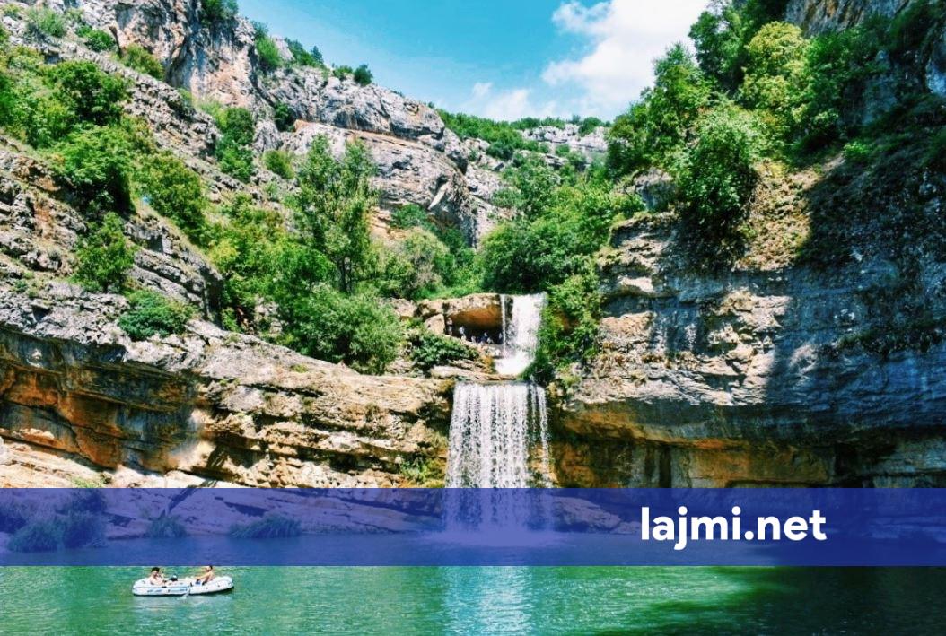 Mbi 300 mijë turistë brenda 5 muajve  Hasani  Turistët po keqinformojnë për sigurinë në Kosovë