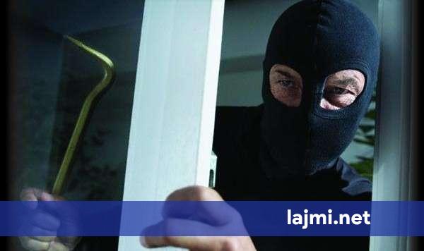 Nën kërcënimin e armës  një person i grabit një shumë parash një personi tjetër në Rahovec   I dyshuari në arrati