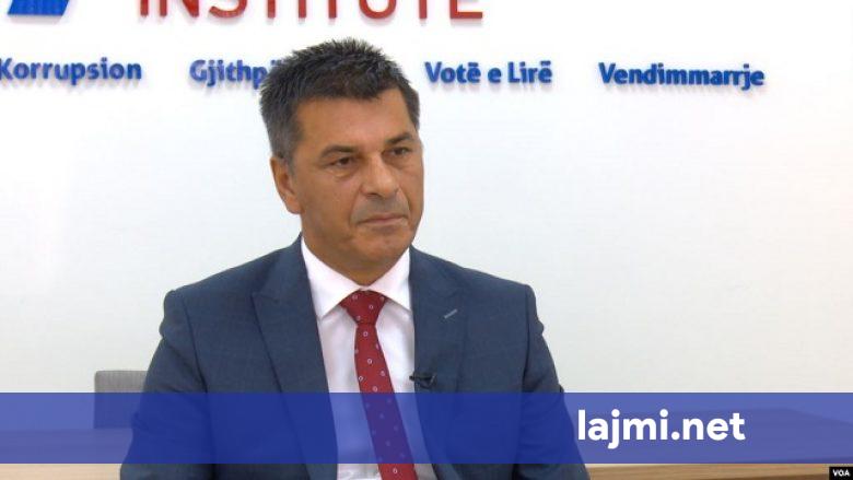 Kryeziu  Presidenti  mbi partitë  po përdoret si justifikim për një President nën pushtetin
