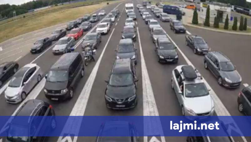 Bllokimi i mërgimtarëve në kufirin Kroaci Serbi  këshilltarja shqiptare në qeverinë kroate jep detaje