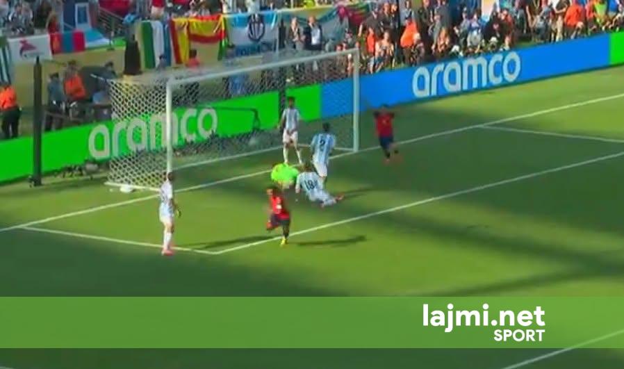 Gooooooool  Spanja kalon në epërsi ndaj Argjentinës në finale