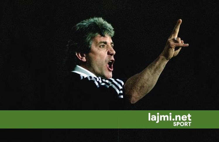 Legjenda e futbollit anglez  Keegan  ka ndërruar jetë në moshën 75 vjeçare
