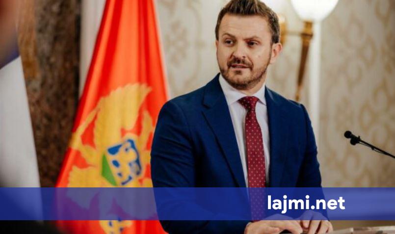 Qëndrimi anti Kosovë i komunës malaziase  ministri shqiptar  Merruni me qytetarët  jo me ideologji politike që s janë në interes të Malit të Zi