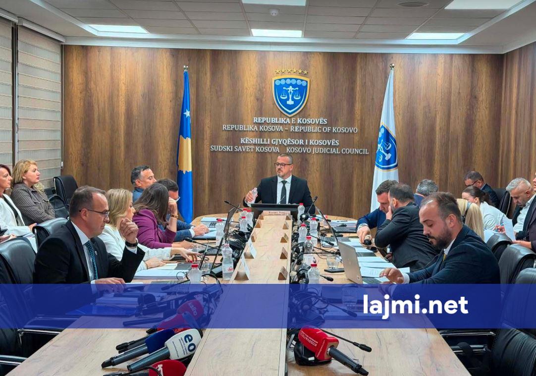  Pse po të ngutet ty     Nuk e toleroj    Diskutimet në Këshill Gjyqësorë për pikën e rendit të ditës për dorëheqjen e gjyqtarëve serbë