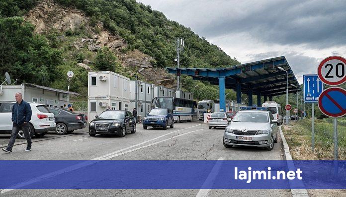 Pritje të shkurtra në kufi  deri në 15 minuta në Kullë dhe Vërmicë