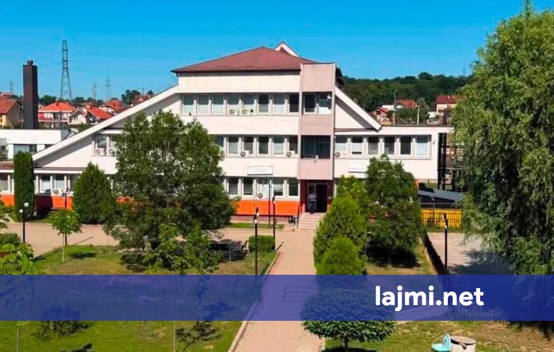 Komuna e Podujevës sqaron situatën në QKMF  Hyrja e mbyllur nuk është pjesë e qendrës shëndetësore