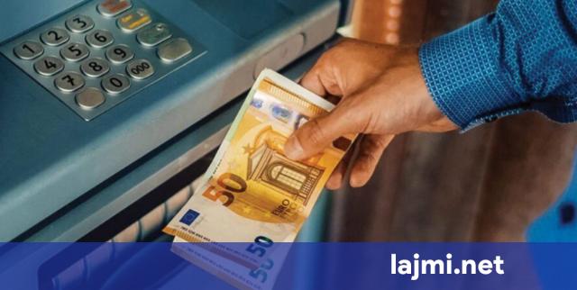 Dy banka ndryshojnë çmimoret  qytetarët përballen me tarifa të reja për shërbimet bankare