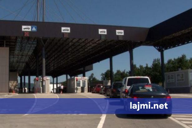 Kolona në dalje nga Kosova  deri në 40 minuta pritje në disa pika kufitare
