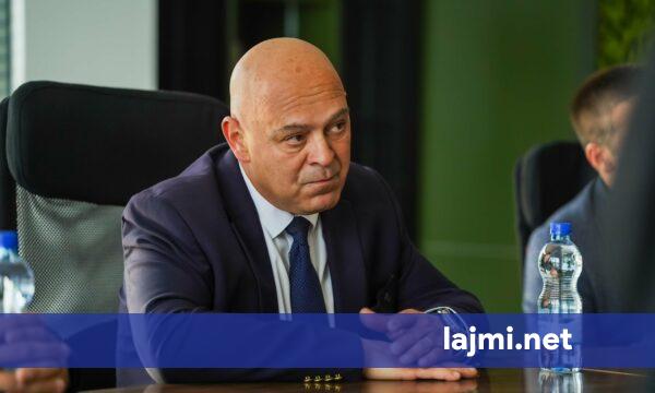  Ky është kulmi i paftyrësisë    Gjini reagon pasi Kurti nuk propozoi kandidat për kryetar të Kuvendit