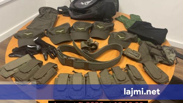 Policia në Mitrovicë të Veriut gjen pajisje ushtarake të fshehura në një puset