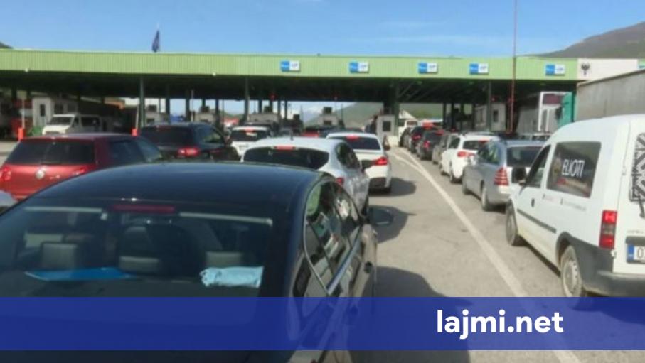 Pushues nga Kosova drejt Shqipërisë  në pikën kufitare të Morinës mbi 41 mijë hyrje për 12 orë