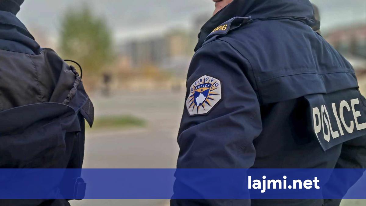 Kapen tri gjedhe pa dokumente në një kombi  dyshohet se u kontrabanduan nga Serbia