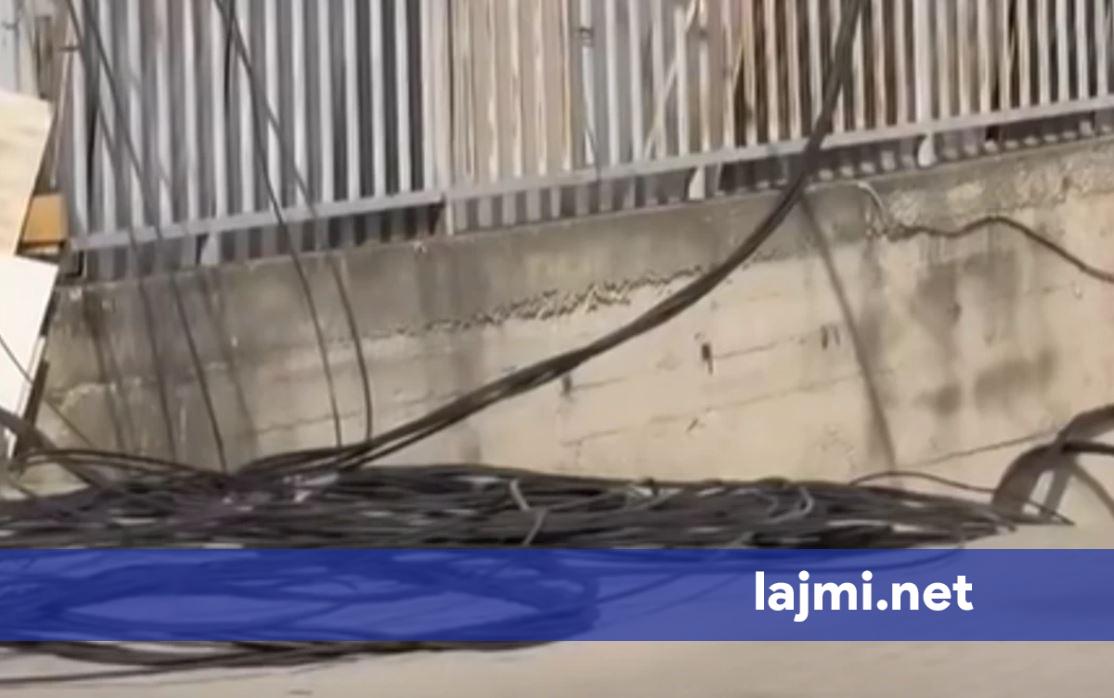 Kabllot këputen në magjistralen Prizren Suharekë  banorët mbesin pa rrymë prej disa orësh