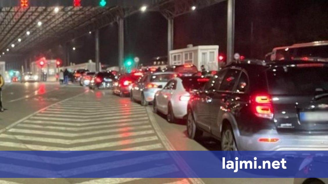 Deri në 20 minuta pritje në dalje nga Kosova te Dheu i Bardhë