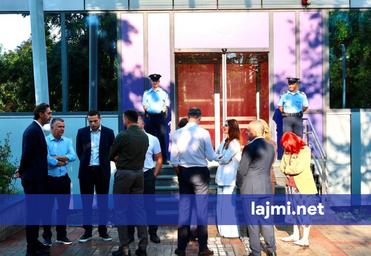 PDK ja me deputetët e saj edhe sot në sallën e Kuvendit  kërkojnë vazhdimin e seancës