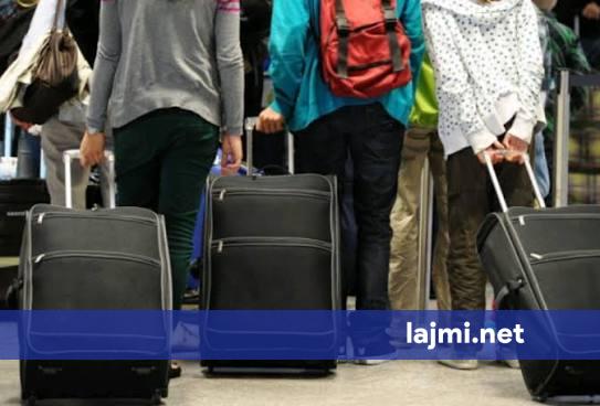 Kosova importon fuqi punëtore nga Ballkani  Turqia dhe vendet aziatike  mbi 40  e të rinjve janë të gatshëm të largohen